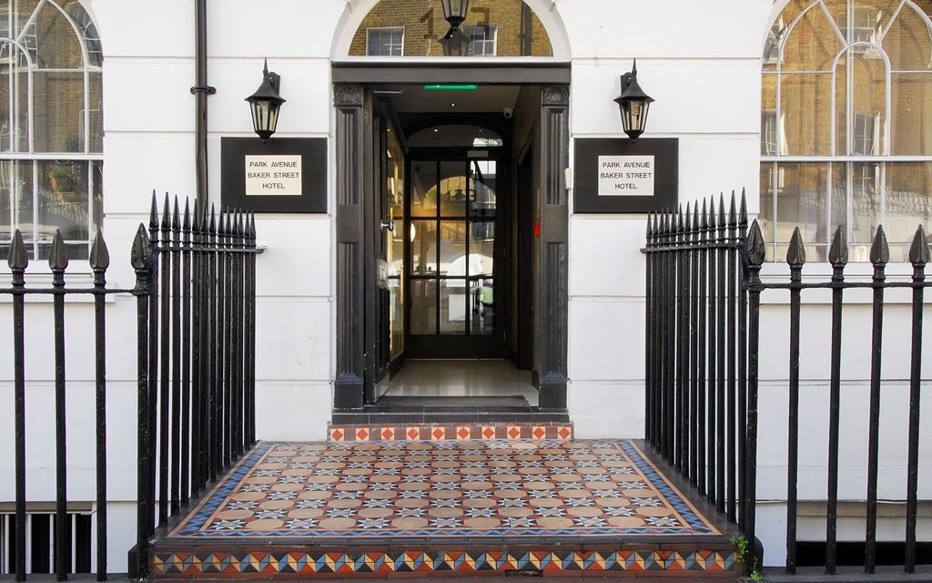 Astors Belgravia Bed & Breakfast London Exterior photo
