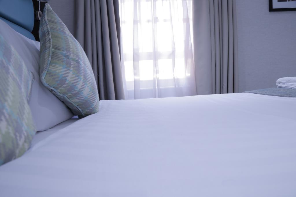 Astors Belgravia Bed & Breakfast London Exterior photo