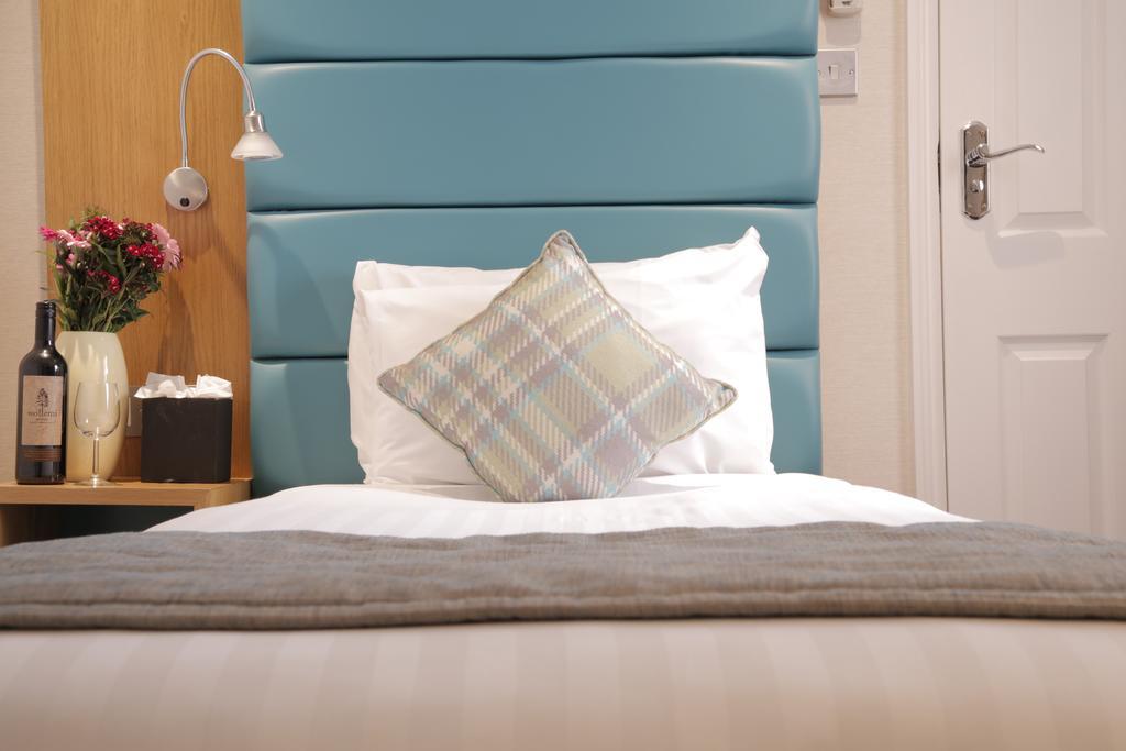 Astors Belgravia Bed & Breakfast London Exterior photo