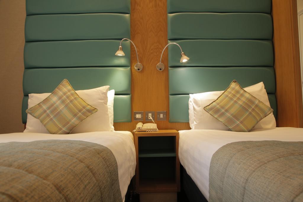 Astors Belgravia Bed & Breakfast London Exterior photo