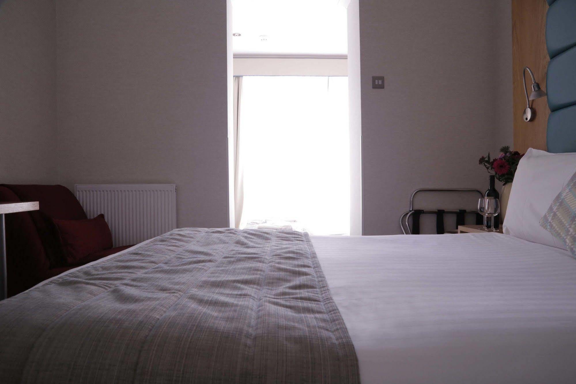 Astors Belgravia Bed & Breakfast London Exterior photo